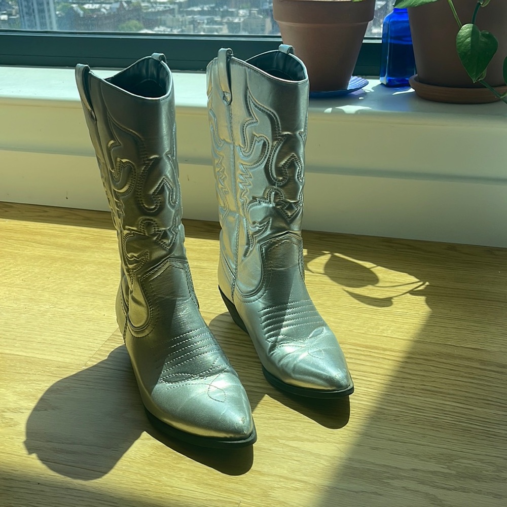 Silver cowboy boots